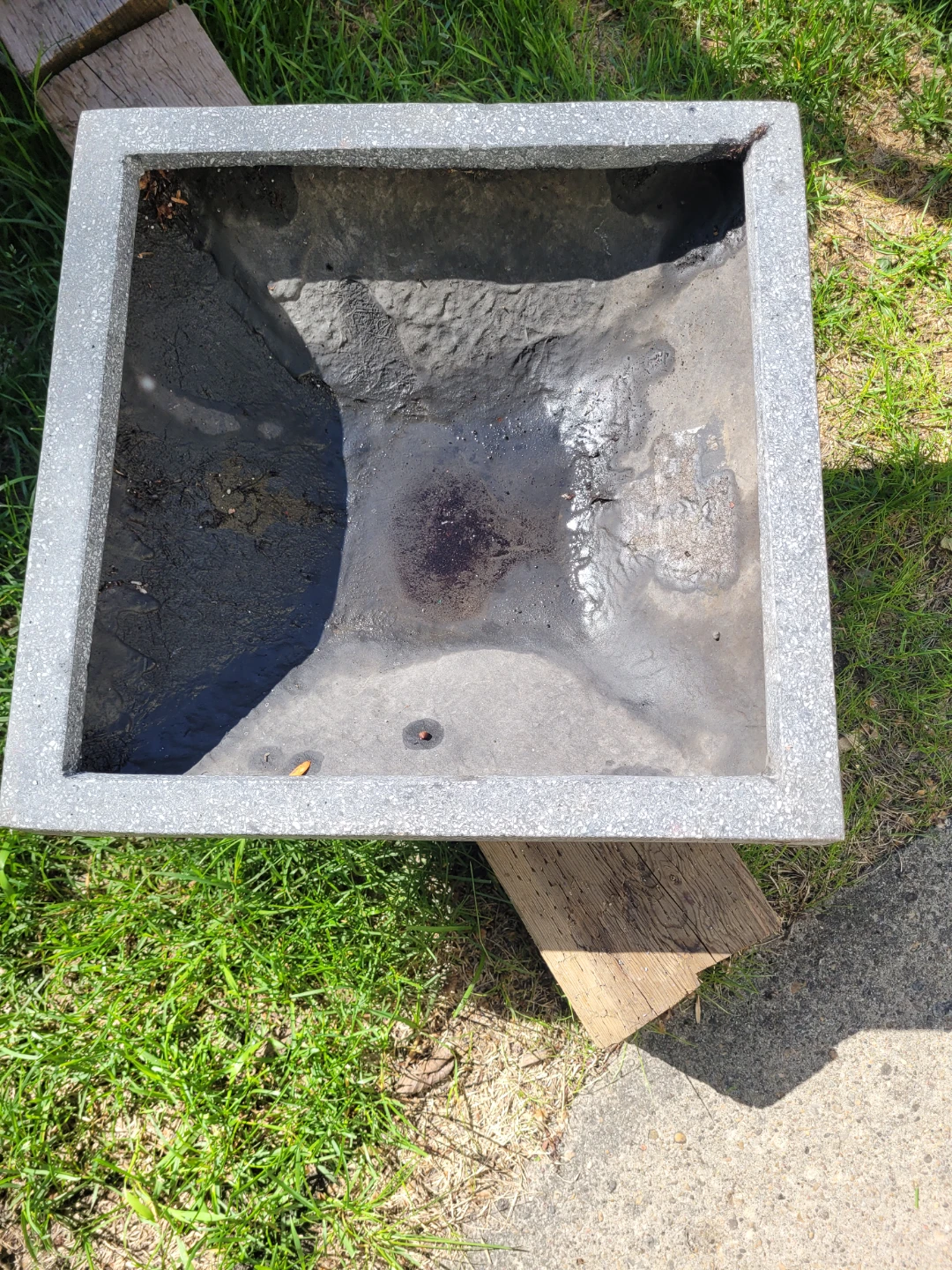 Square Stone Planter - photo 2