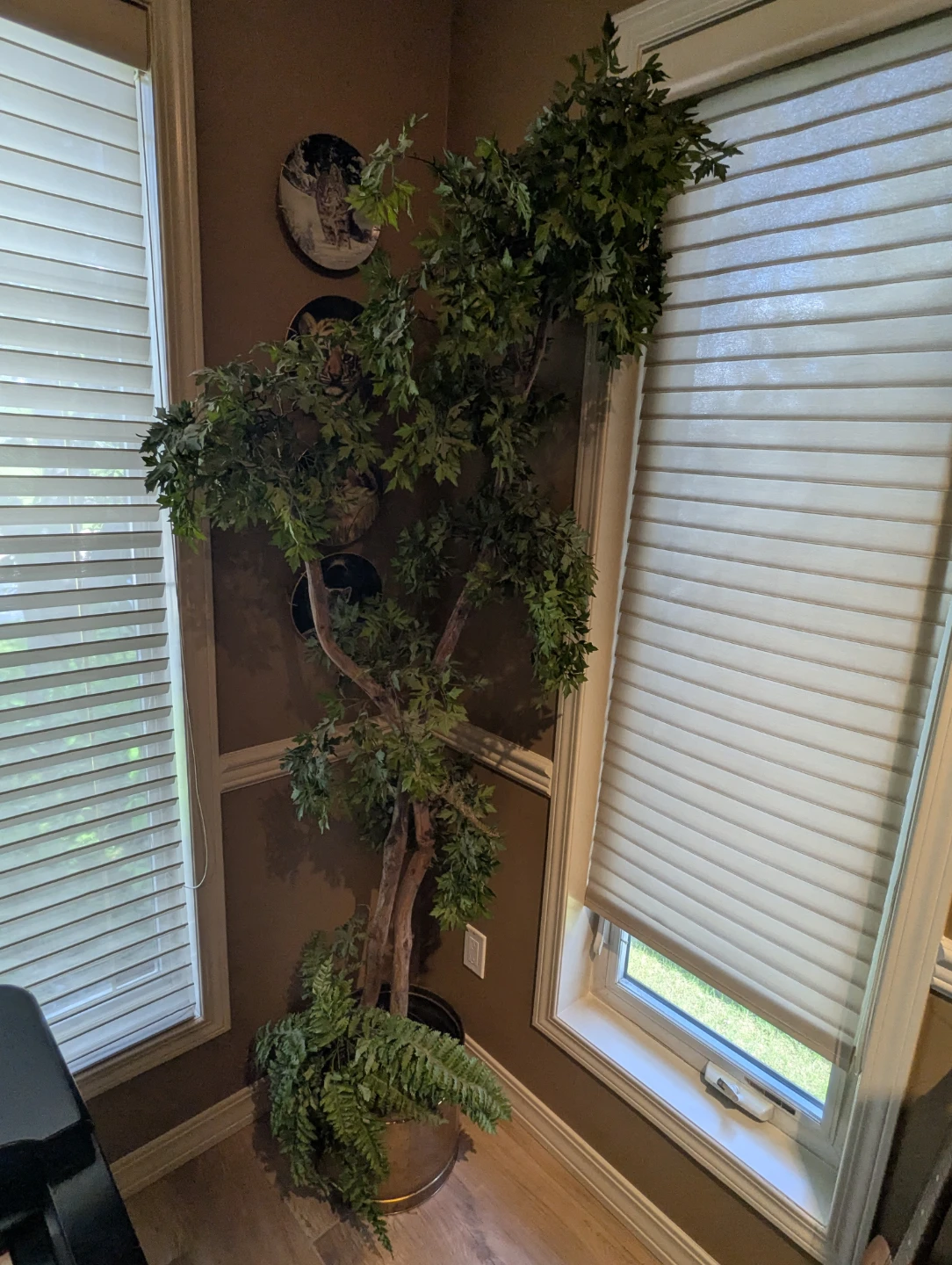 Large tall Artificial Tree with Ferns 77 x26