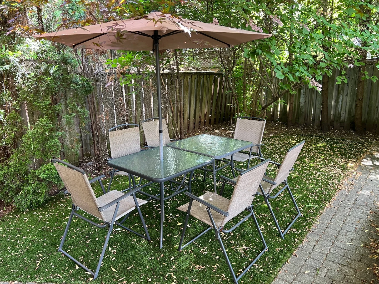 Patio Dining Set with Umbrella