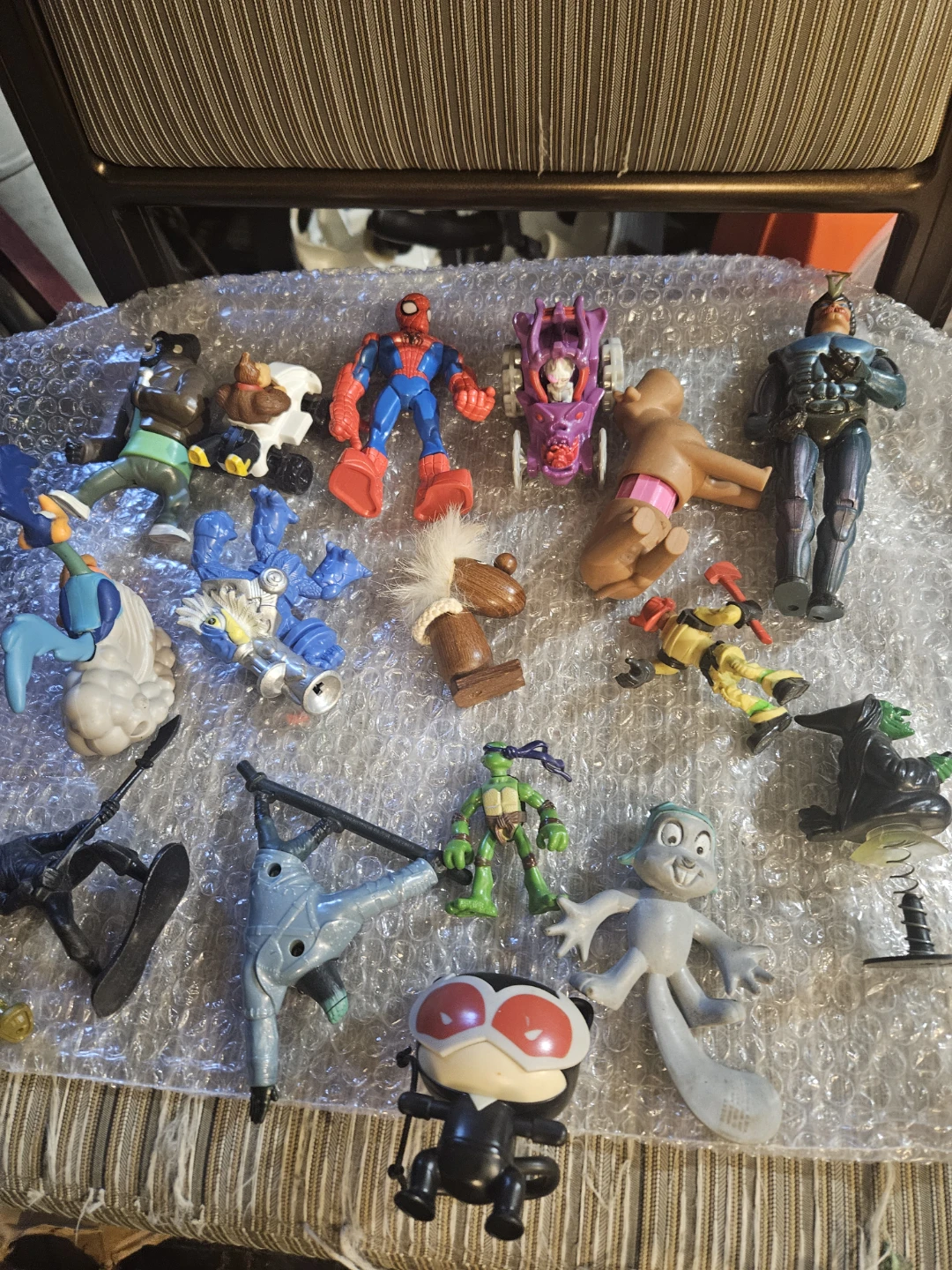 Assorted Action Figures and Toy Lot - photo 4