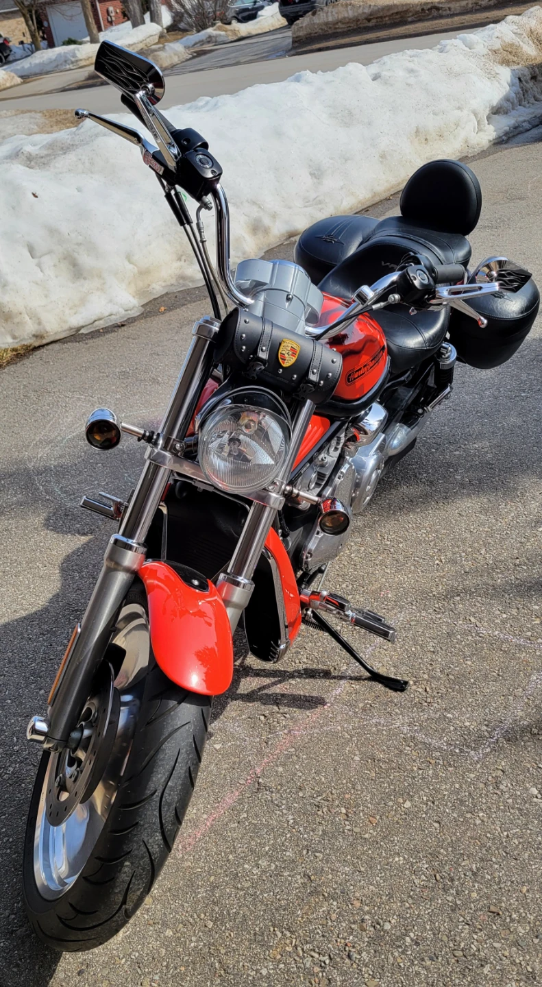 2004 Harley-Davidson V-Rod Motorcycle - photo 2