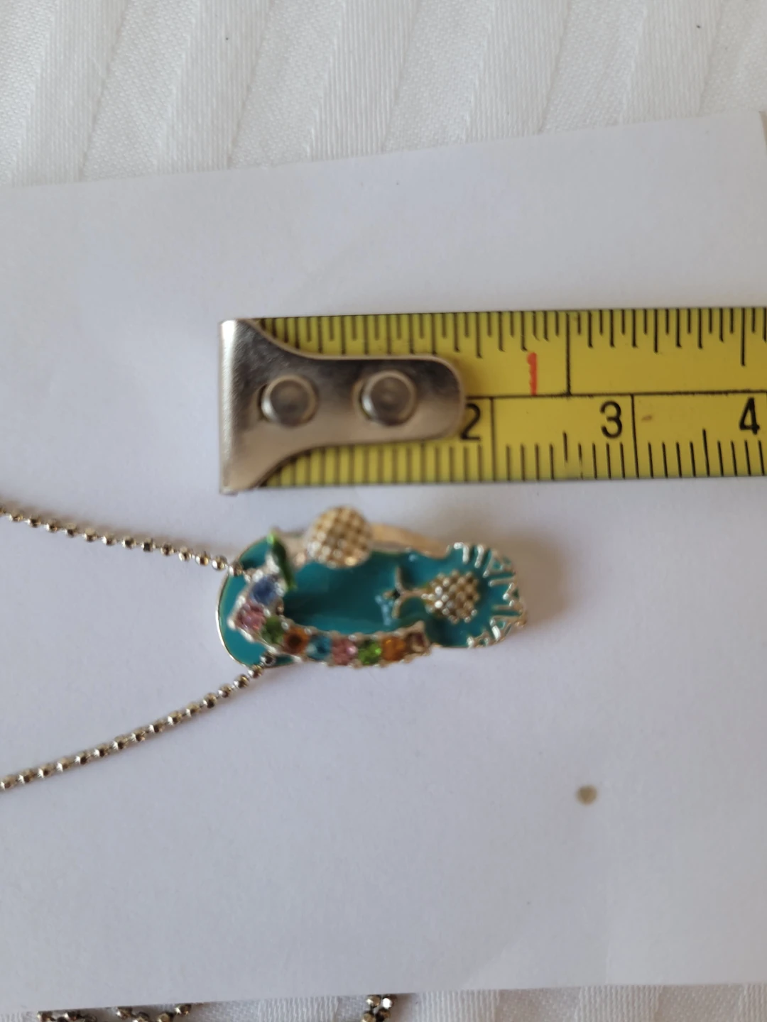 Flip flop pendant necklace with colourful gems - photo 3
