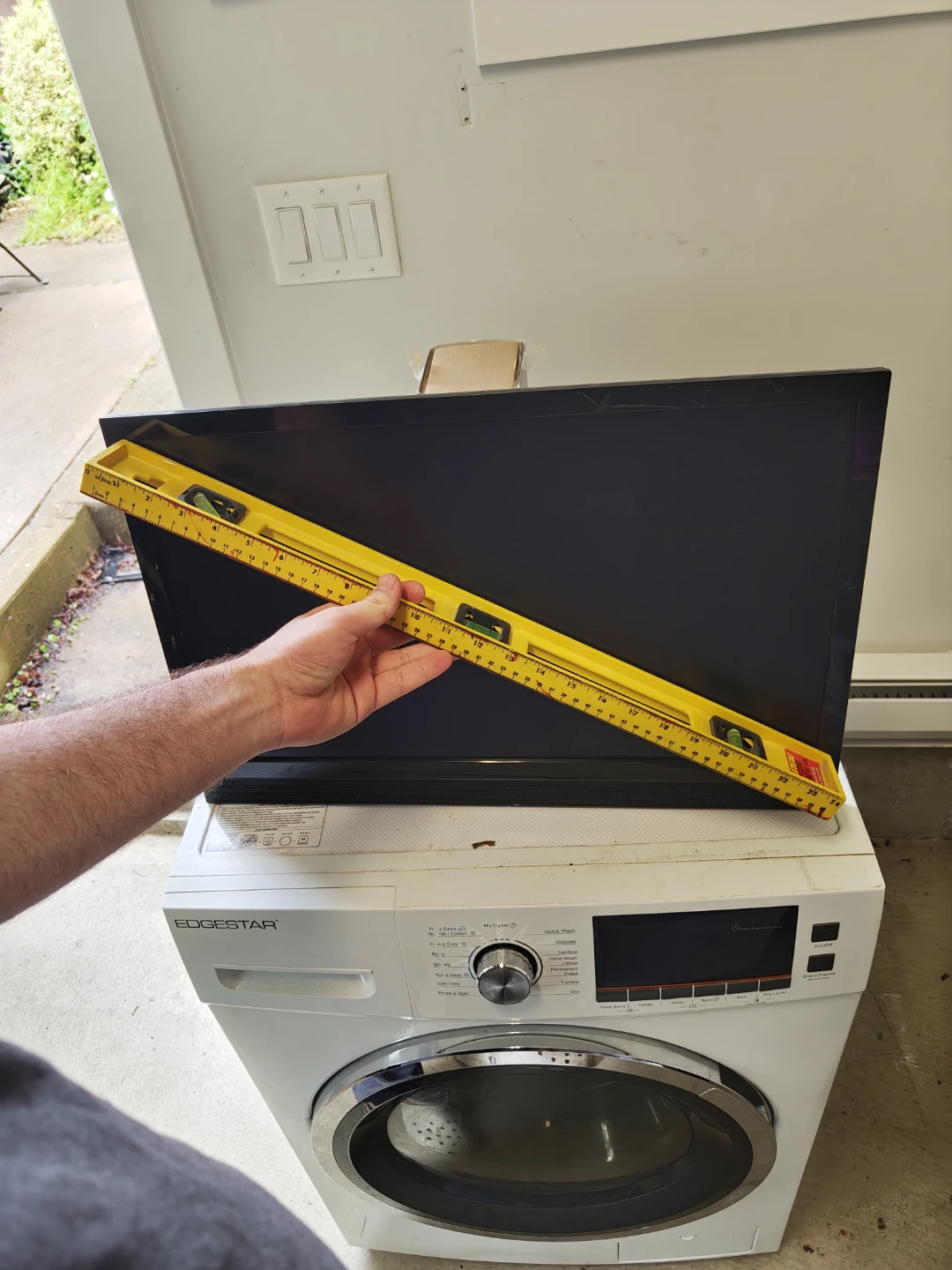 VIZIO 24" Television