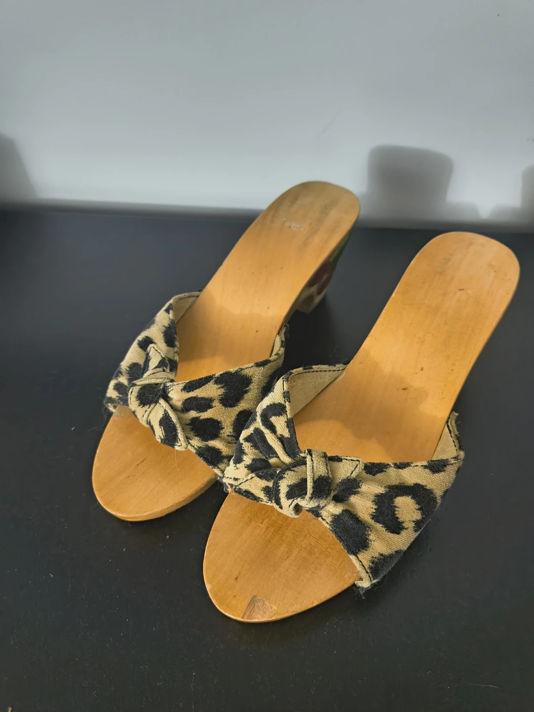 Vintage Lucky Lou wooden shoes. Rockabilly, pin up girl apparel - photo 2