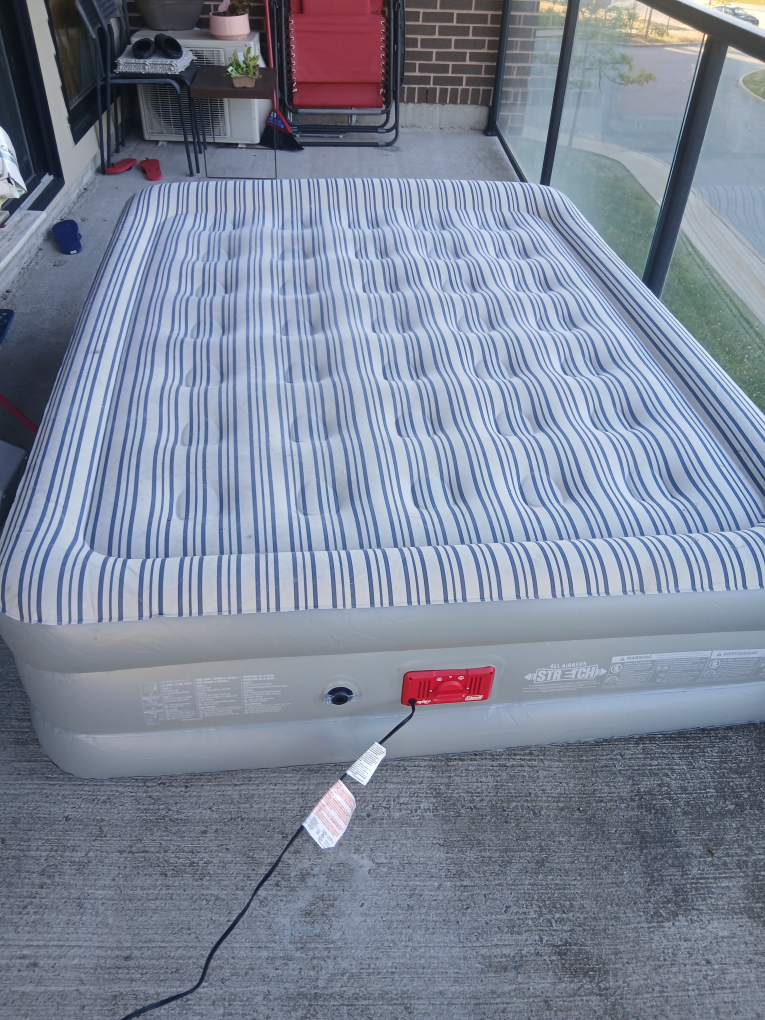 Coleman SupportRest Elite Pillowtop Queen Air Mattress