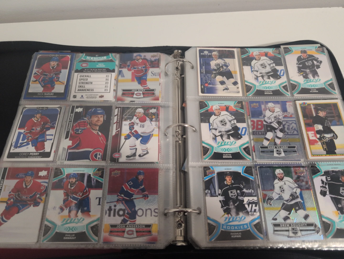 Assorted hockey cards - photo 2