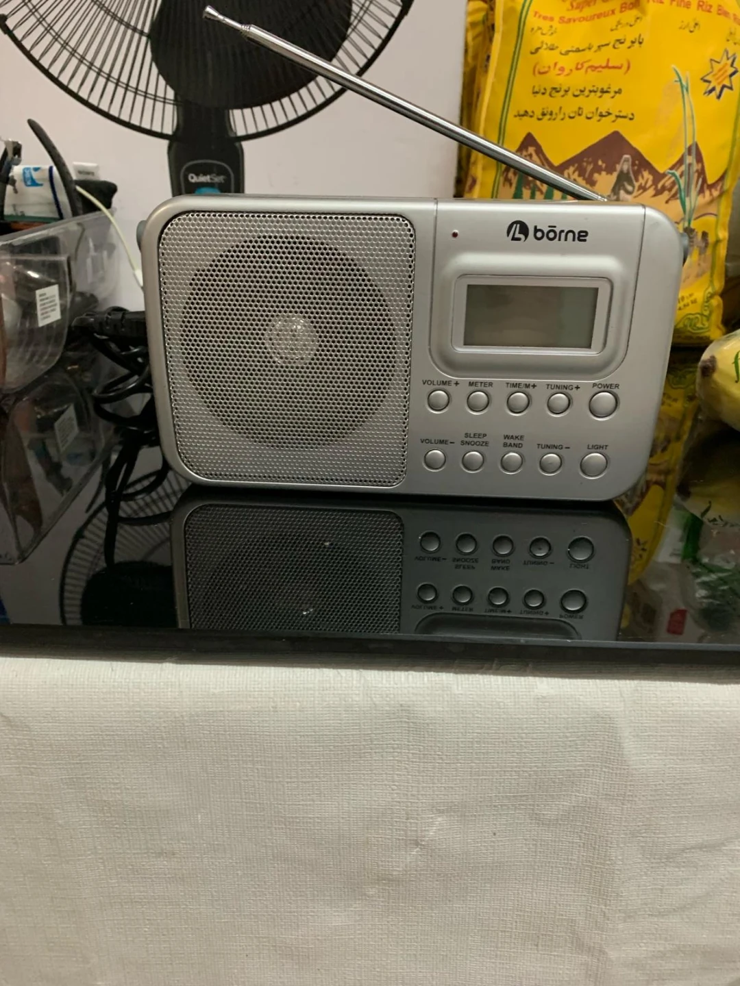 Borne PR400SW Portable AM/FM/SW/SW2 Radio - photo 2