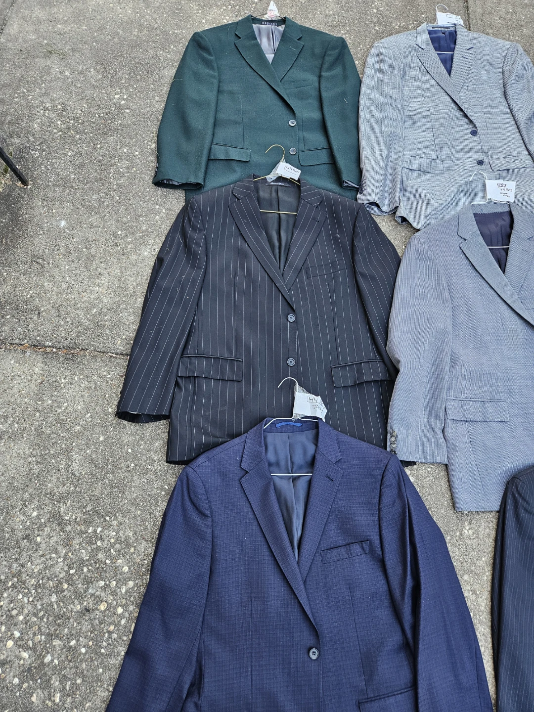 8 quality jackets and 6 suits size 44R - photo 2