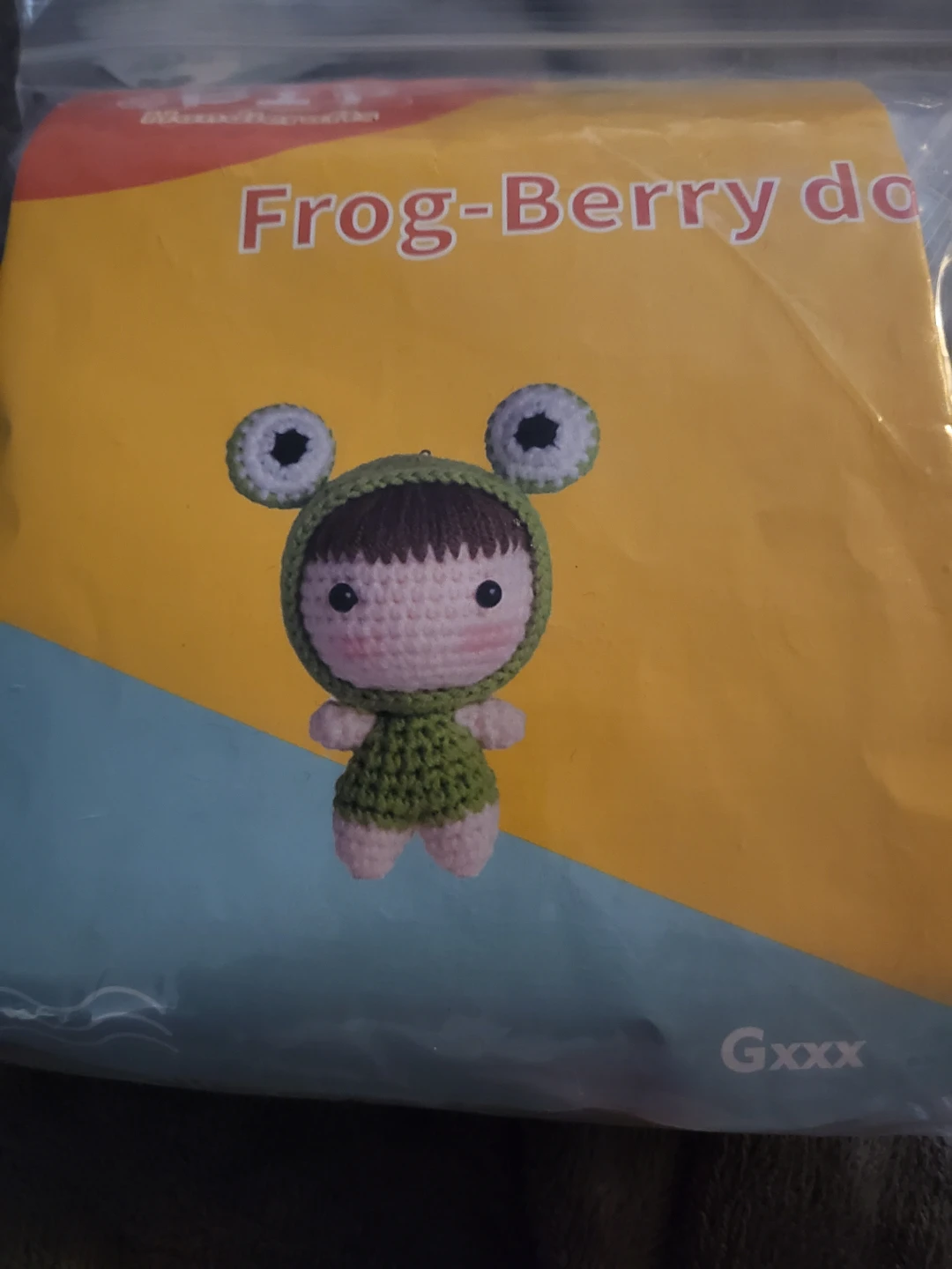 Frog-Berry doll crochet kit