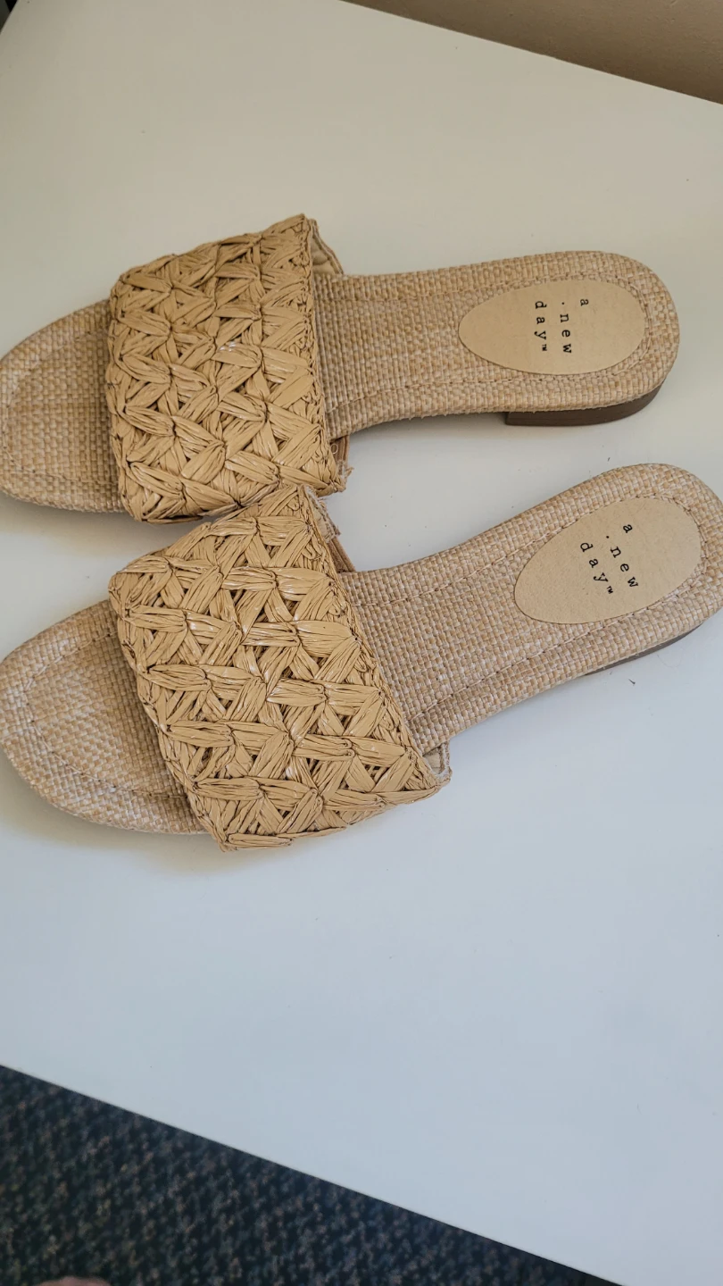 Woven Slide Sandals Size 6 - photo 2