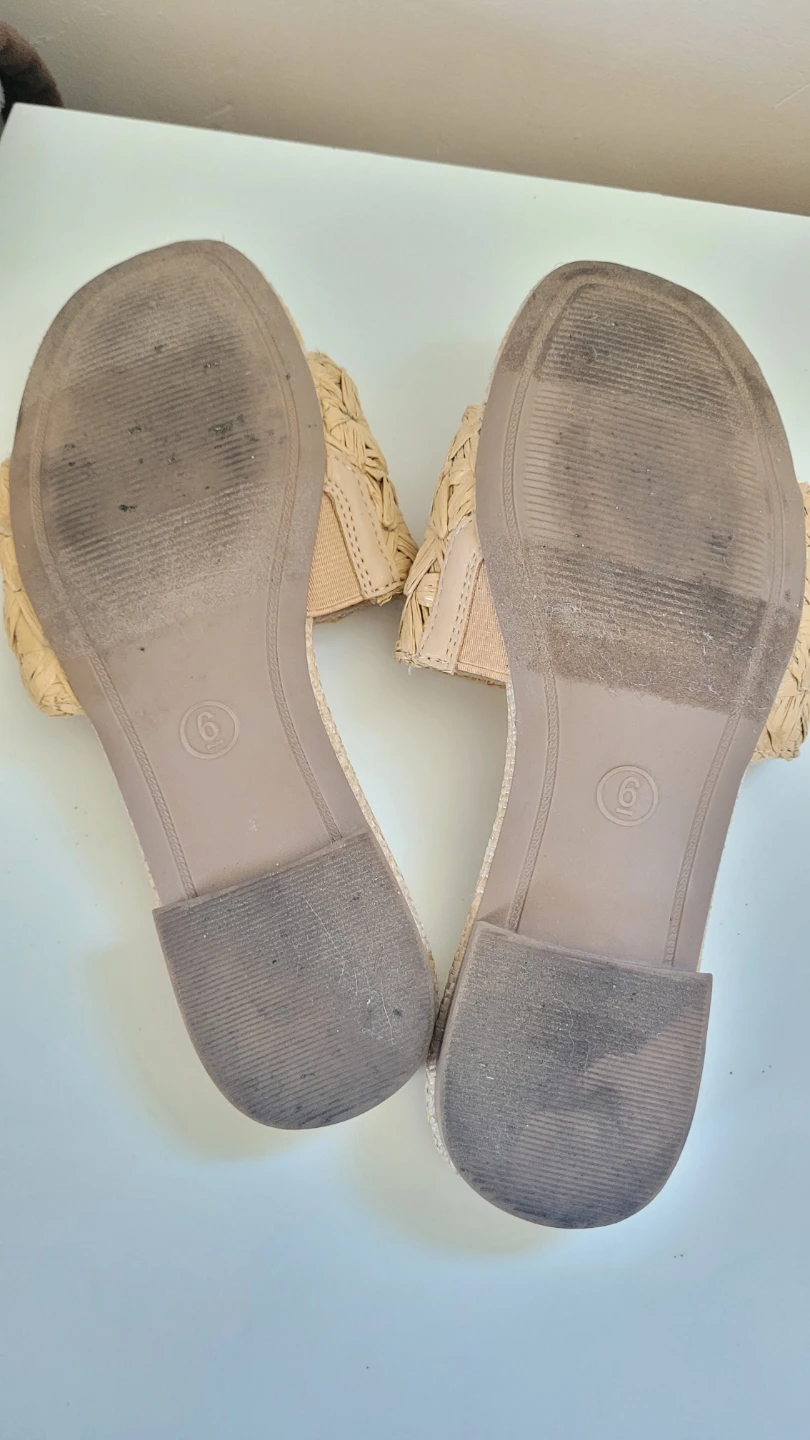 Woven Slide Sandals Size 6 - photo 4