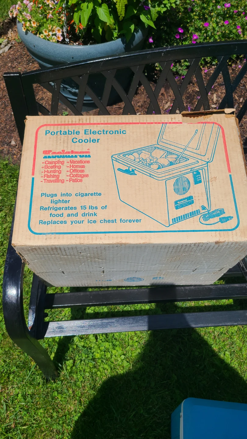 Koolatron P10 Portable Electronic Cooler Fridge & Food Warmer - photo 2