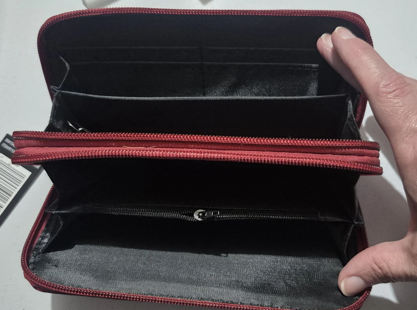 Cindy Claire Red Ladies Wallet Purse with Strap - photo 2