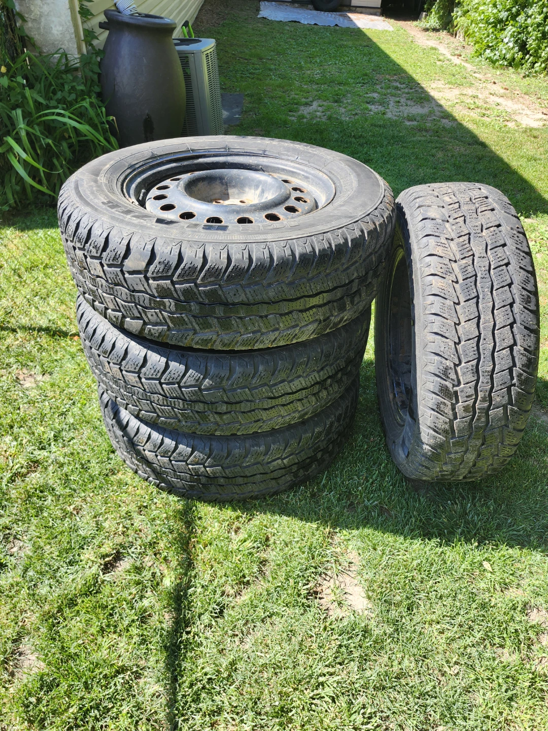 Four Winter Tires with Rims 245/70R17