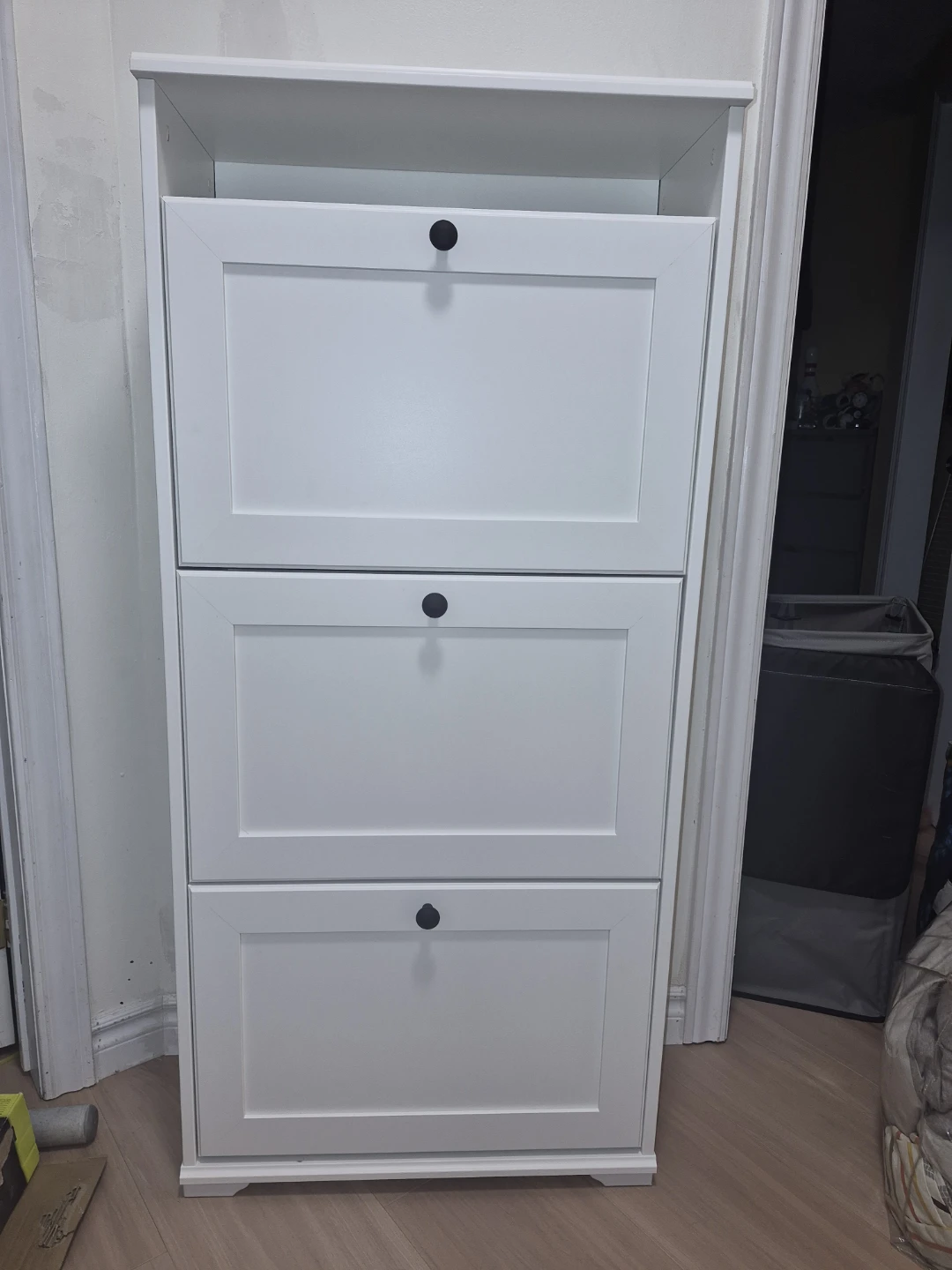 White Shoe Cabinet with 3 Flip Drawers
