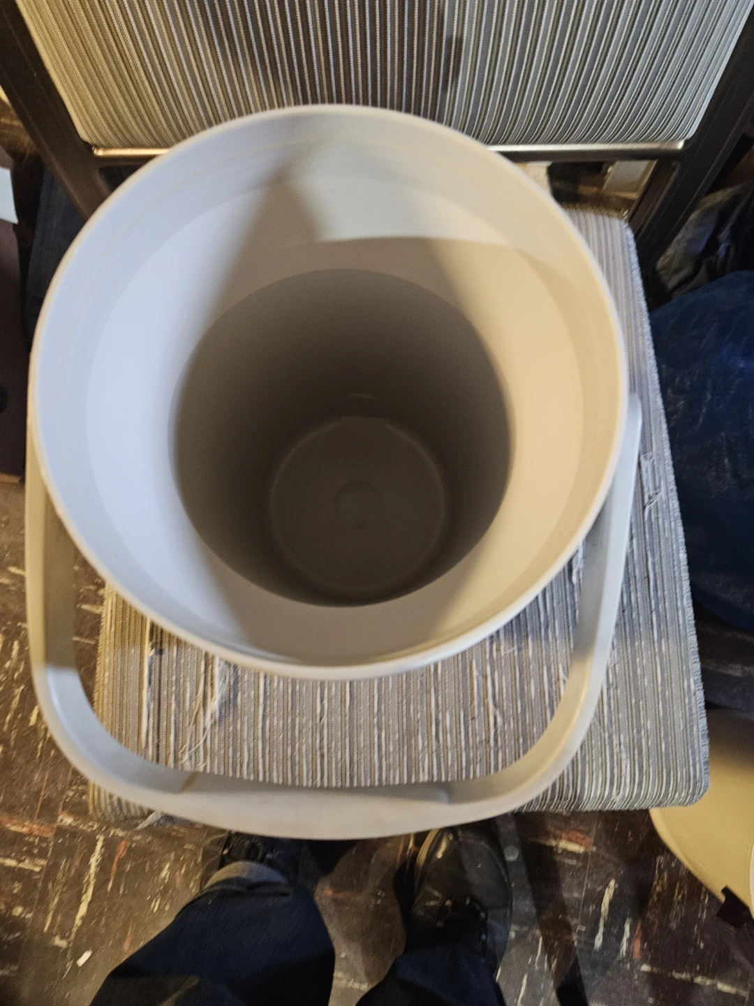 Coleman PolyLite 1 Cooler Jug - photo 5