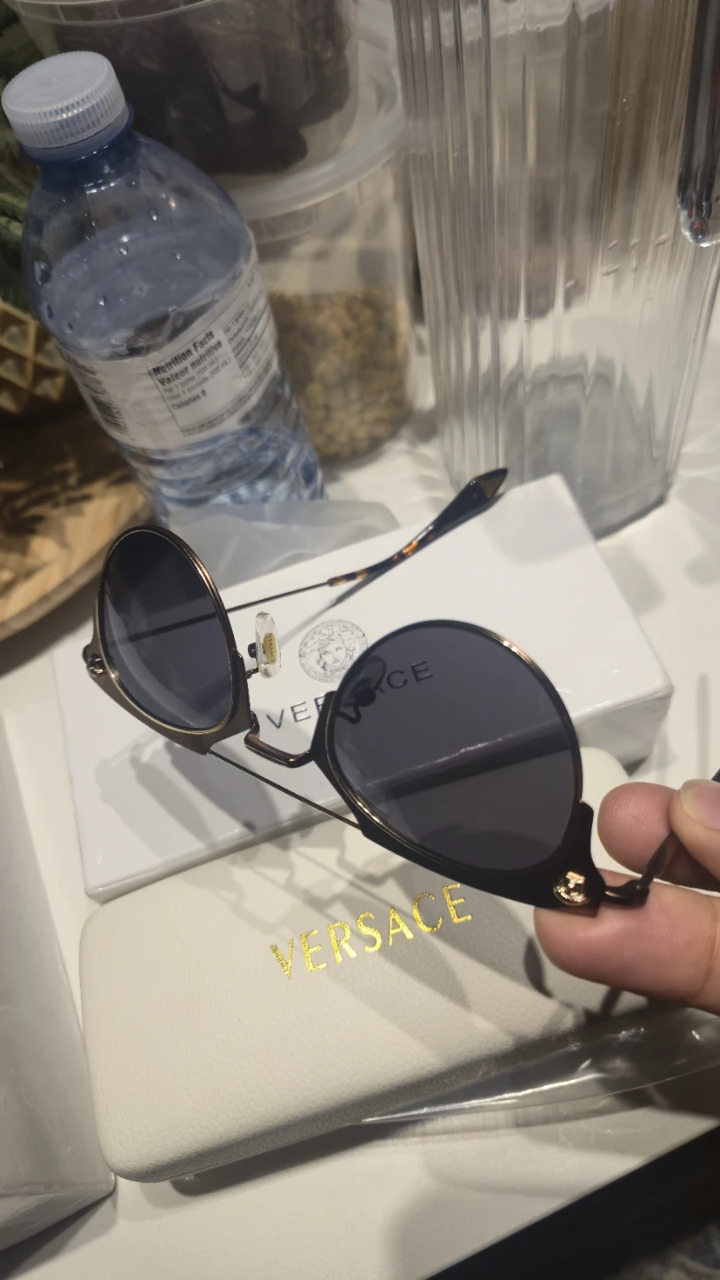 Versace Sunglasses with Case - photo 3