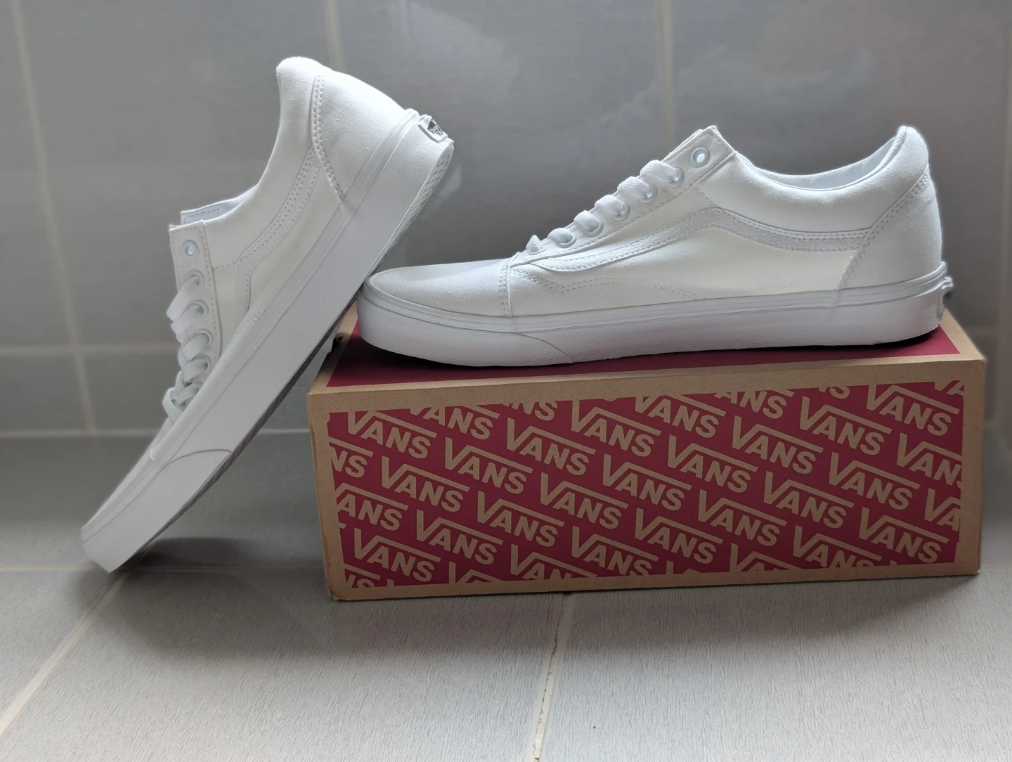 Vans Old Skool True White Sneakers - Size 12
