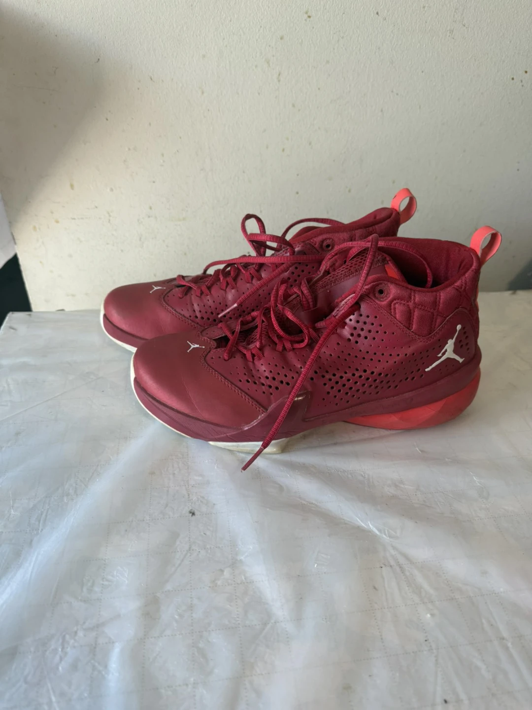 Jordan Basketball Shoes - Red - photo 2