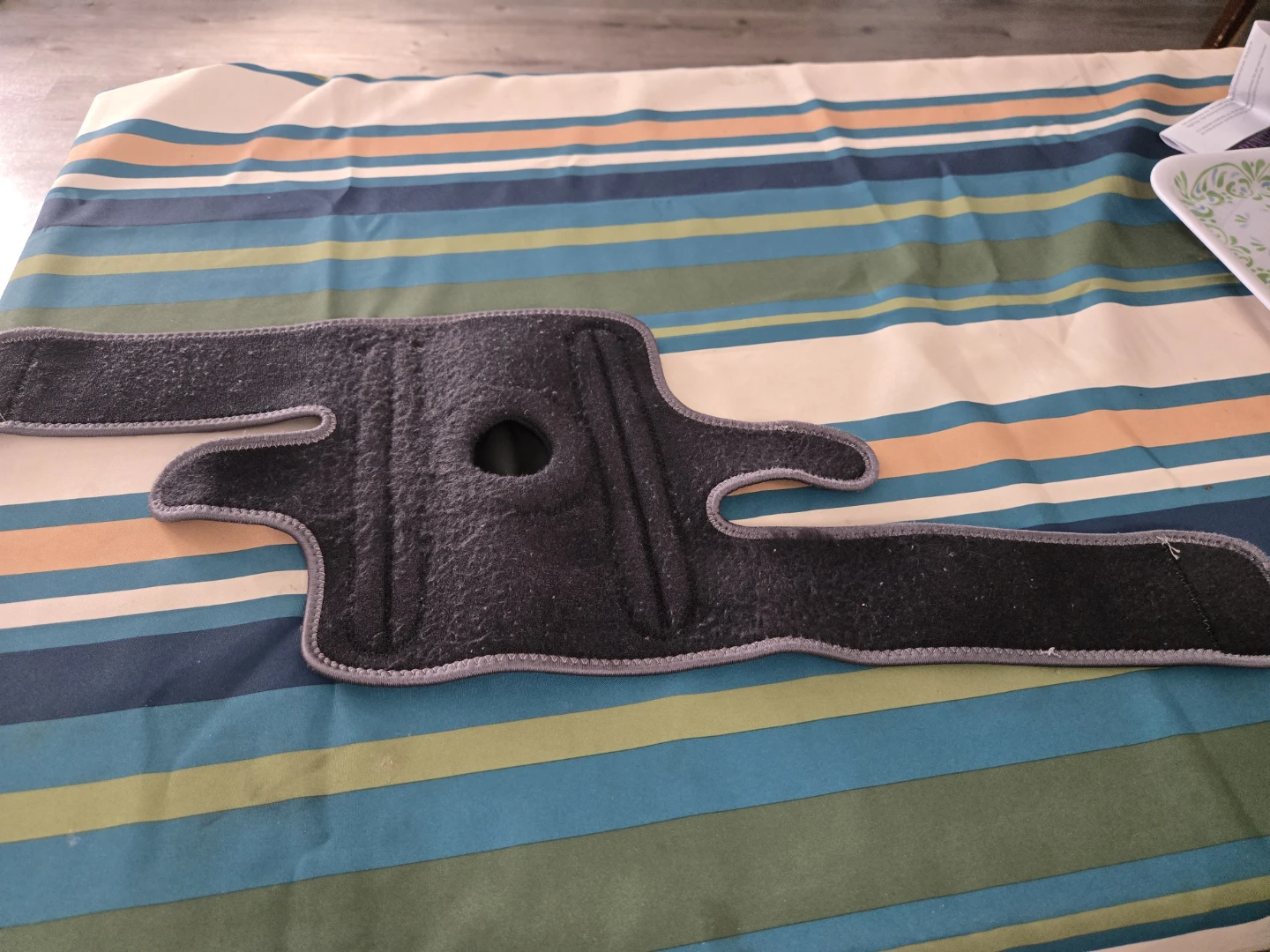 Knee Brace wrap - gently used