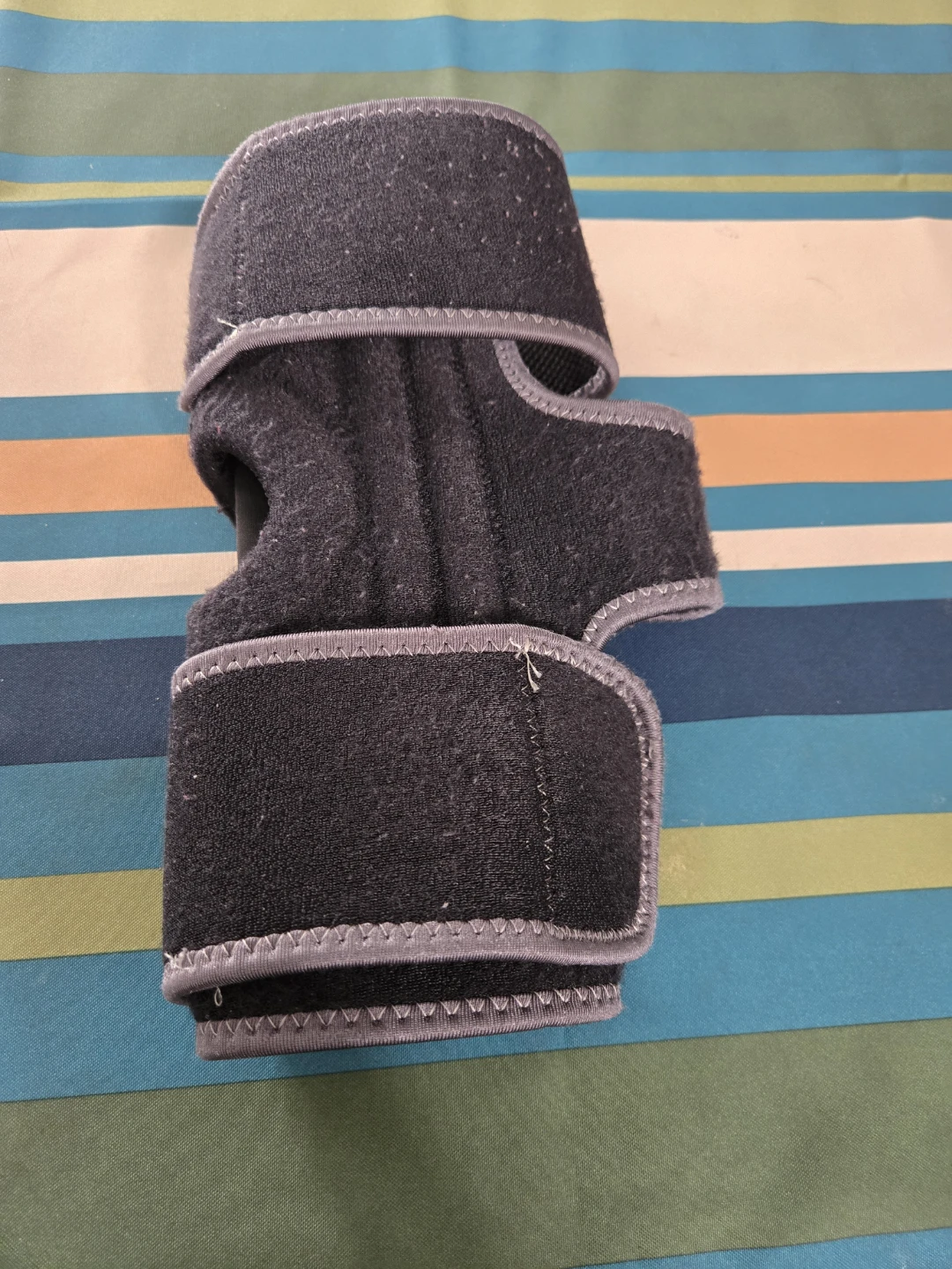 Knee Brace wrap - gently used - photo 2