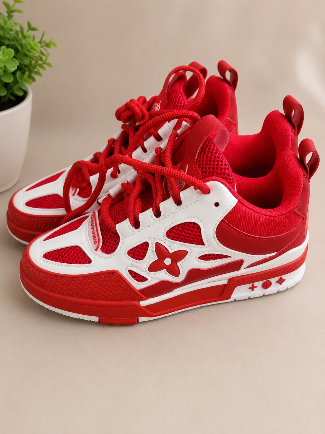 Red and White Fashion Sneakers - photo 2