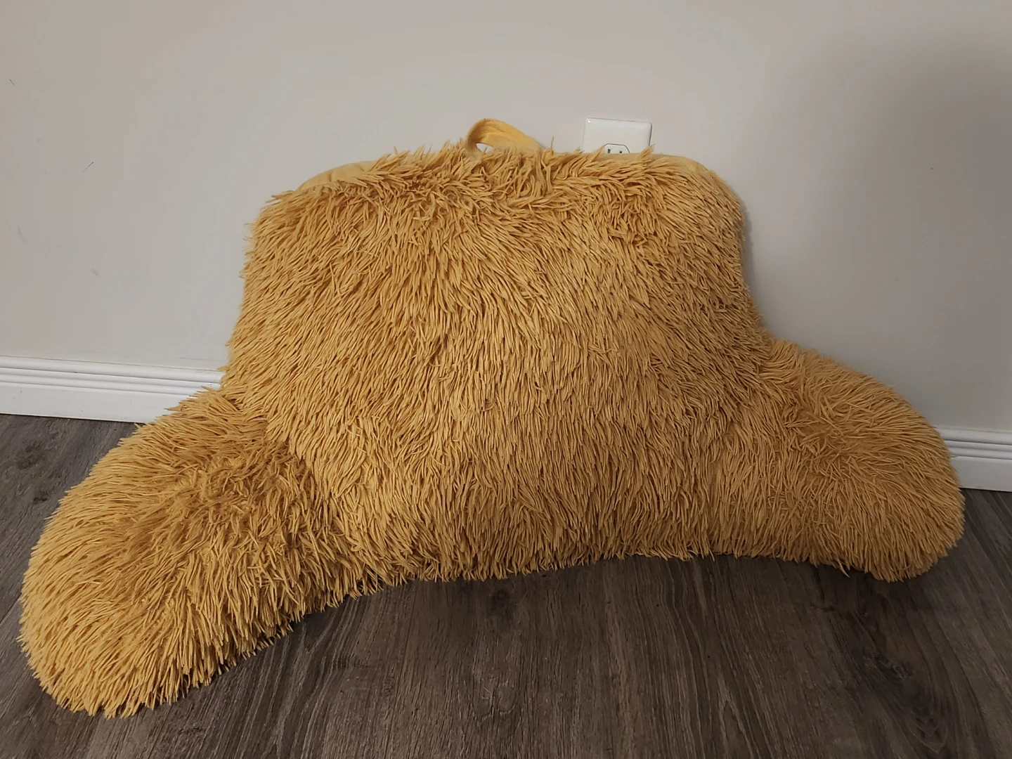 Faux Fur Backrest Pillow