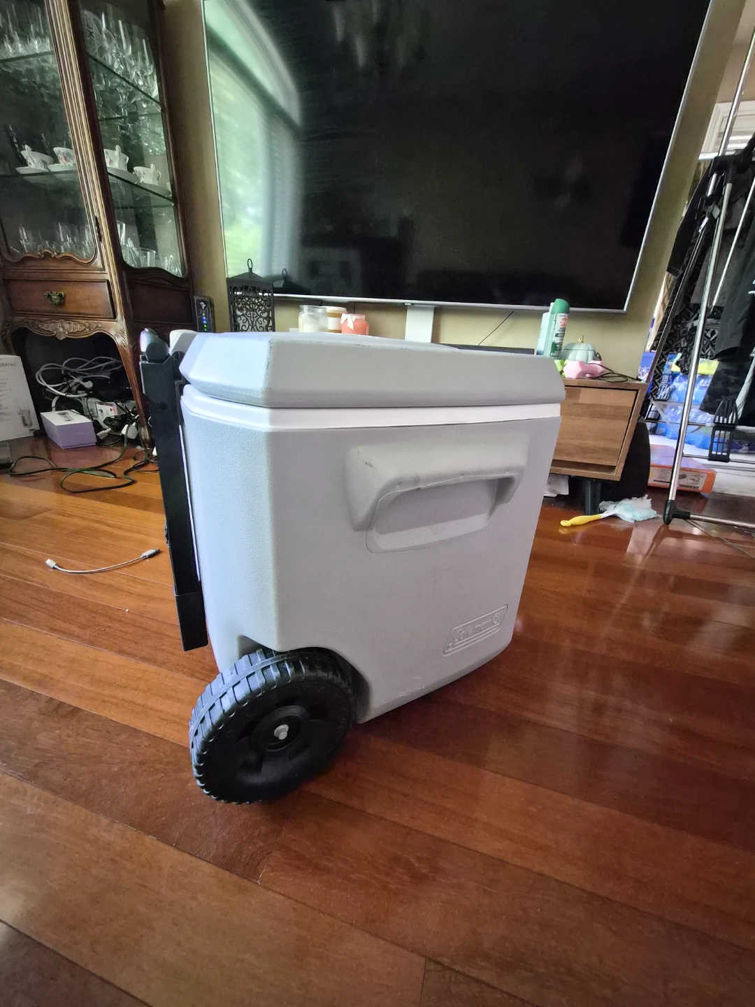 Coleman 85 Quart Wheeled Cooler - photo 2