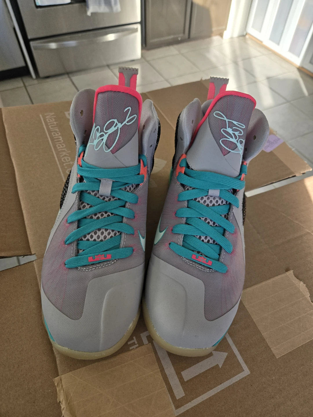 Nike LeBron 9 South Beach (GS) - photo 2