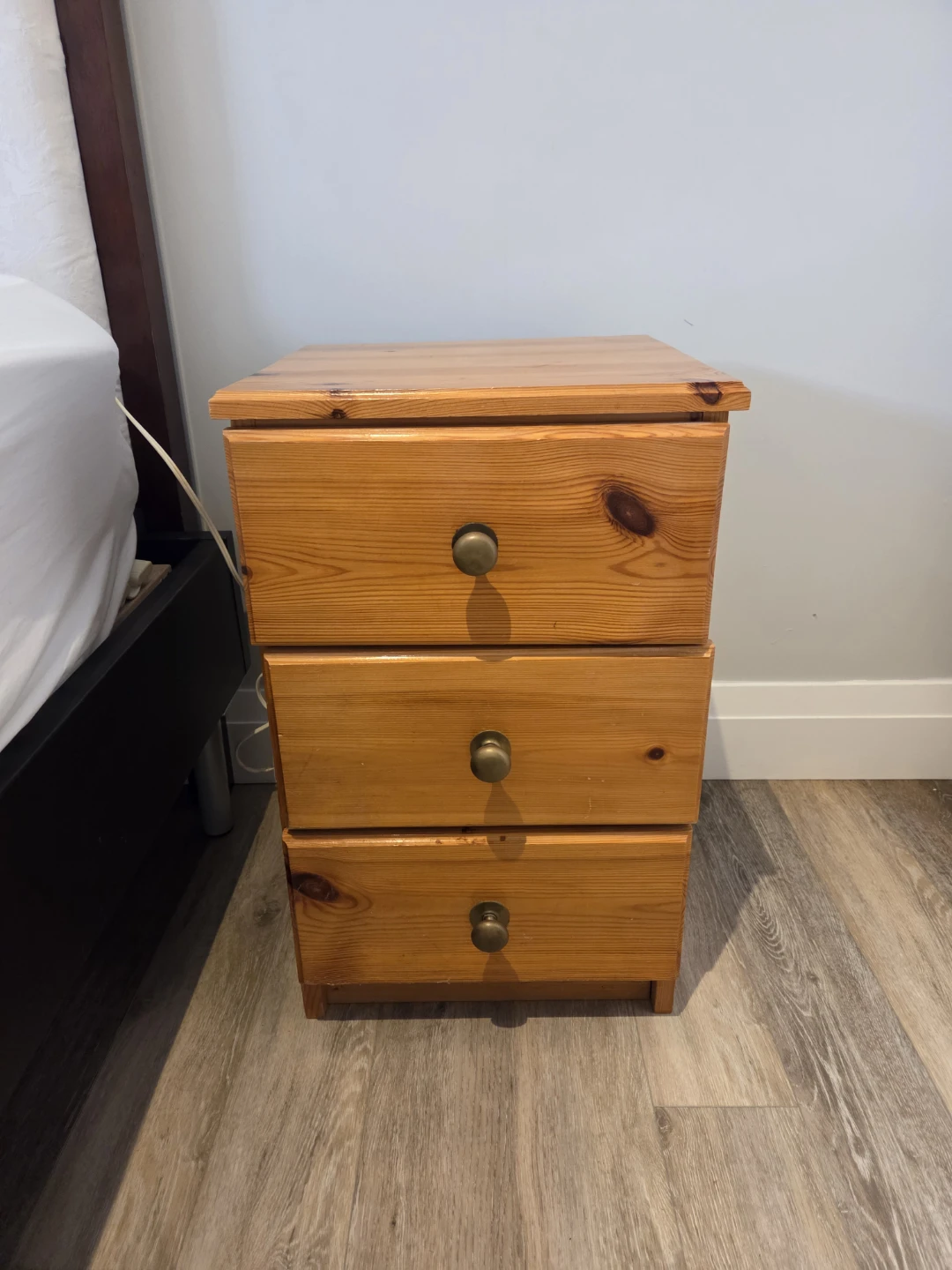 Pair of Wooden 3-Drawer Nightstand