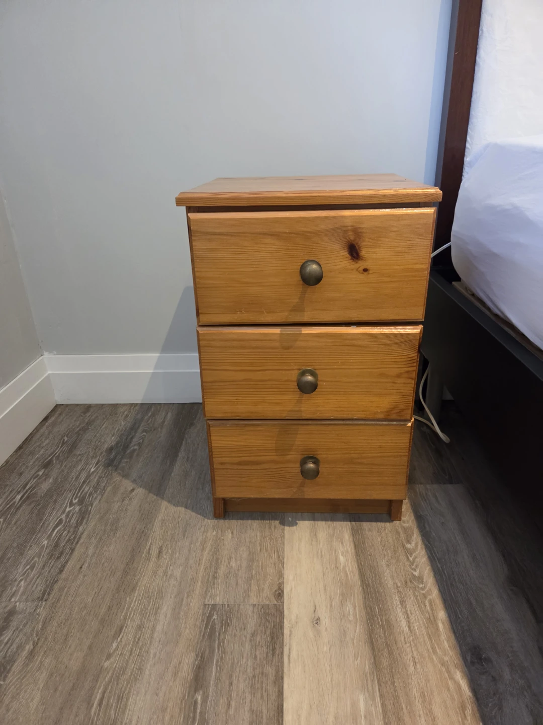 Pair of Wooden 3-Drawer Nightstand - photo 2