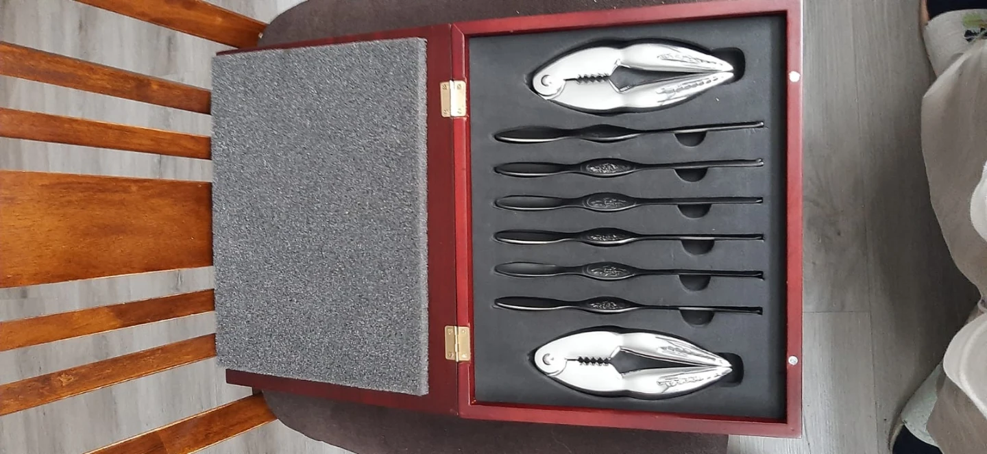 Crab Cracker and Seafood Tool Set with Wooden Case - photo 2