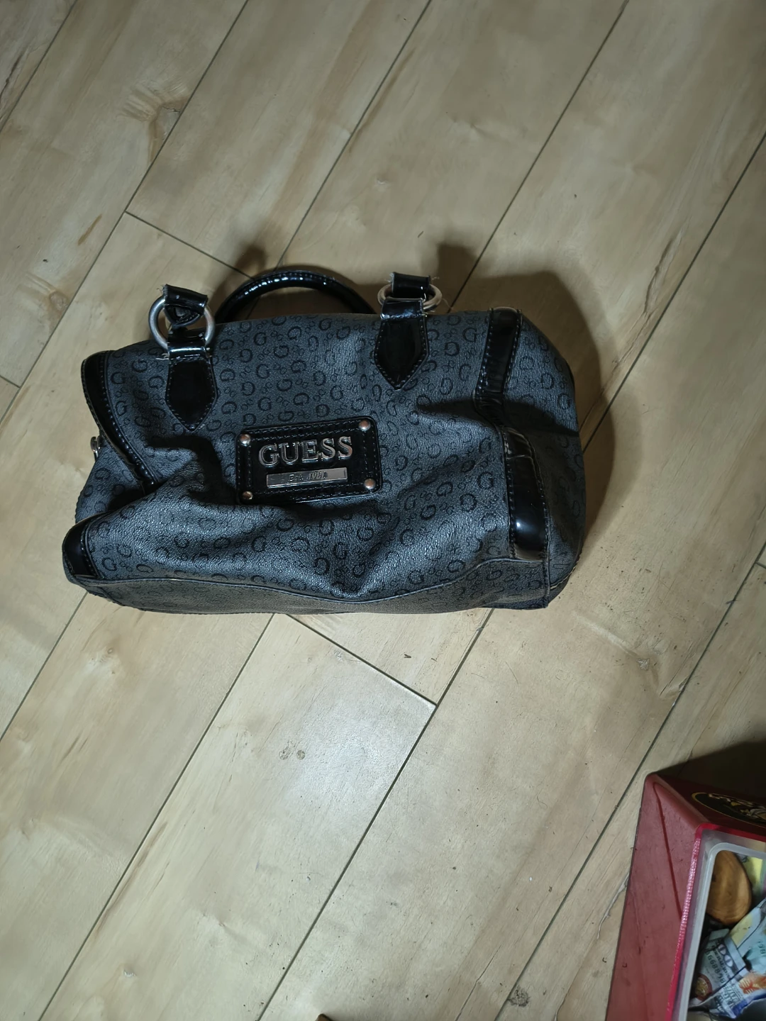 Guess Handbag and Wallet Set - photo 3