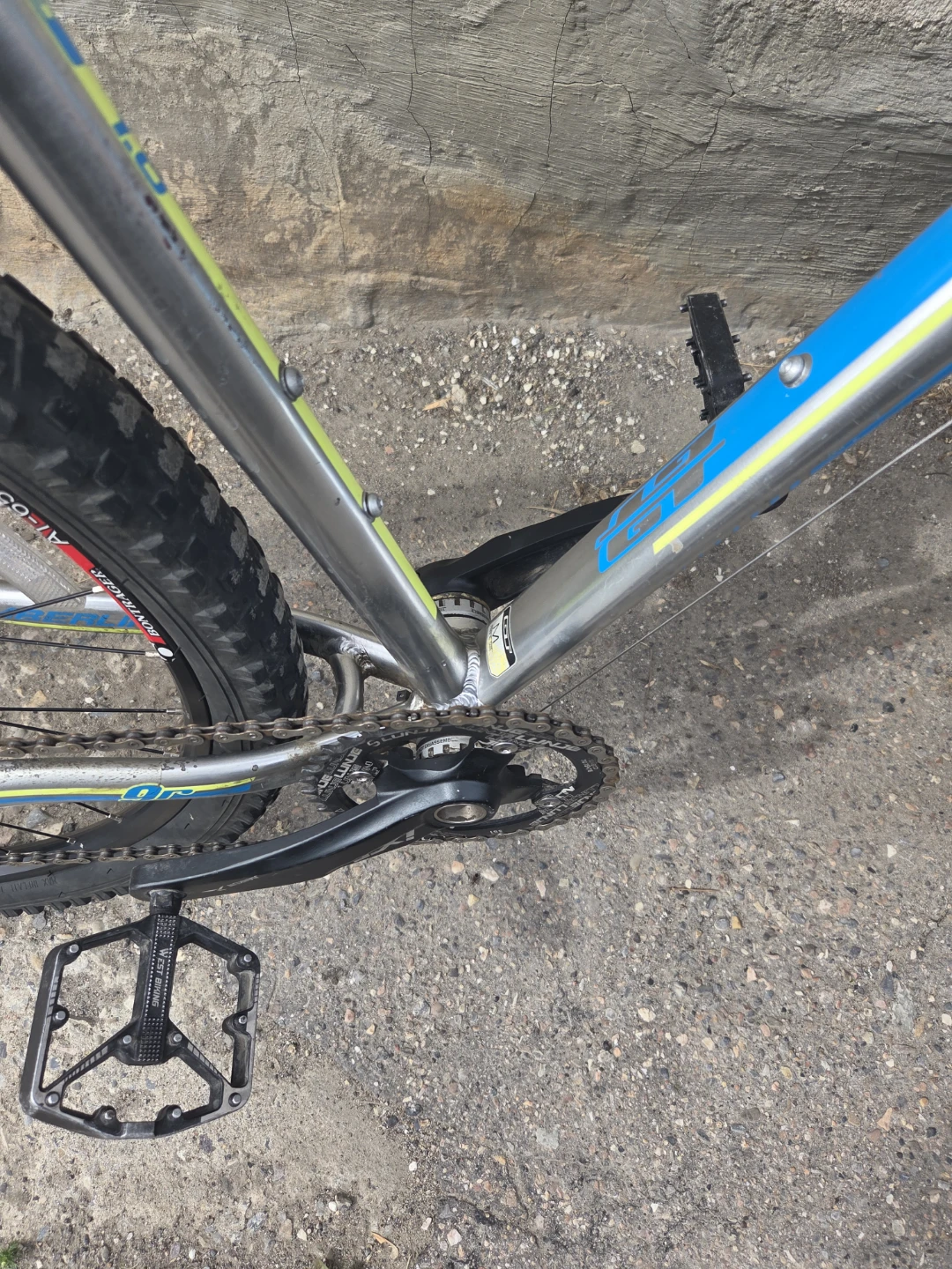 GT timberline Mountain Bike - photo 2