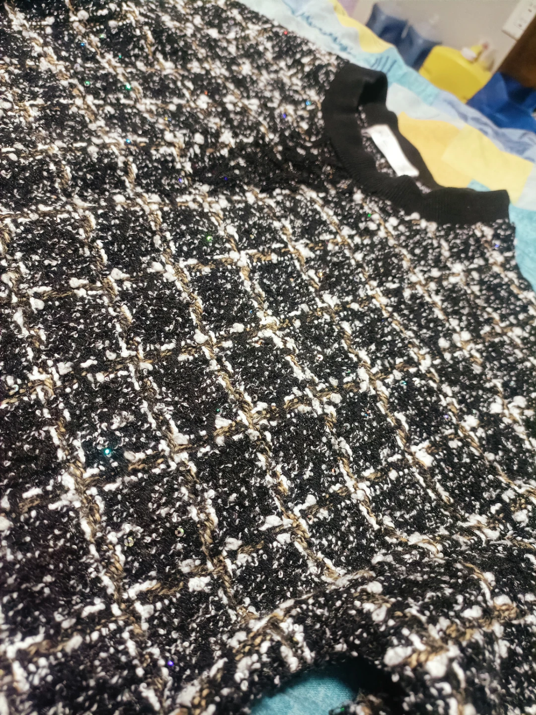 Black and White Tweed Sweater with Pearls and Lace - photo 4