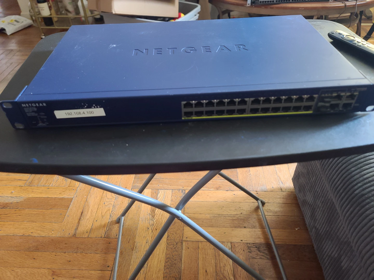 NETGEAR ProSafe 24+4 Smart Switch with PoE FS728TPv2