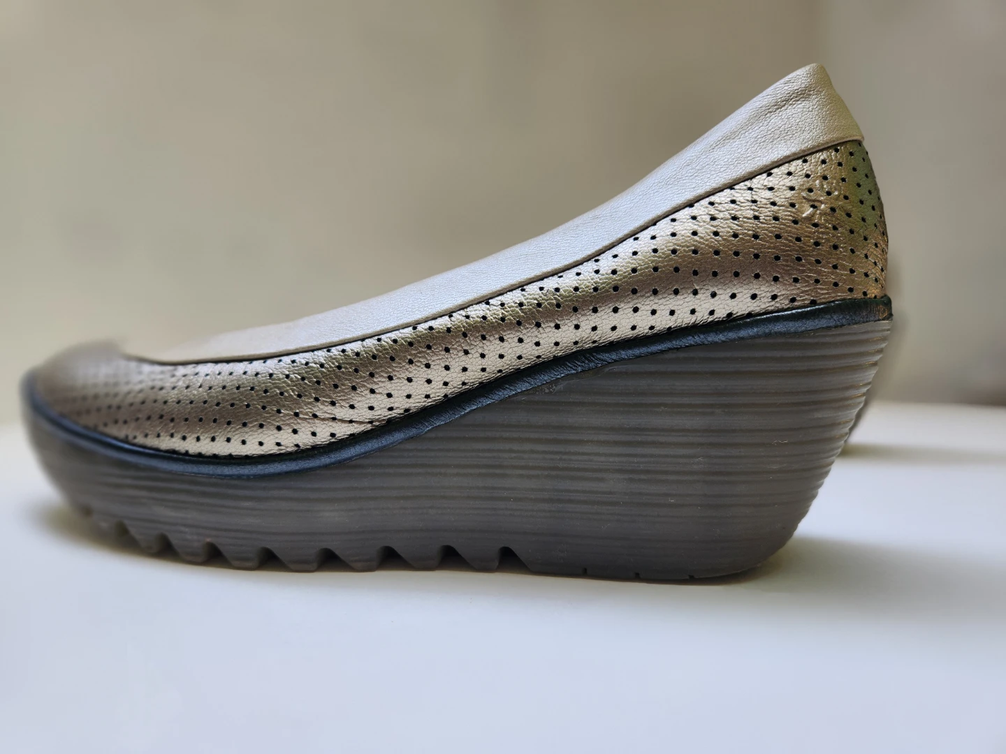 Fly London Wedge Shoes - photo 2