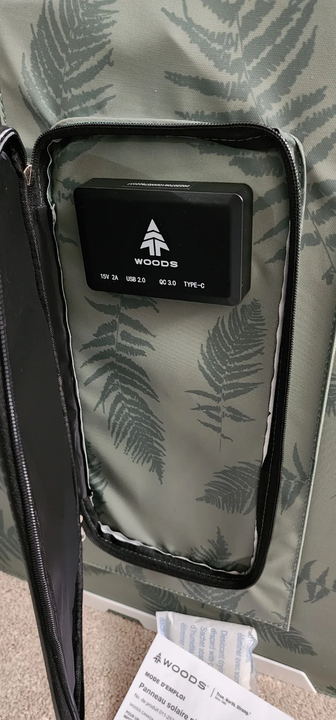 Woods Helios 100W Folding Solar Panel - photo 5