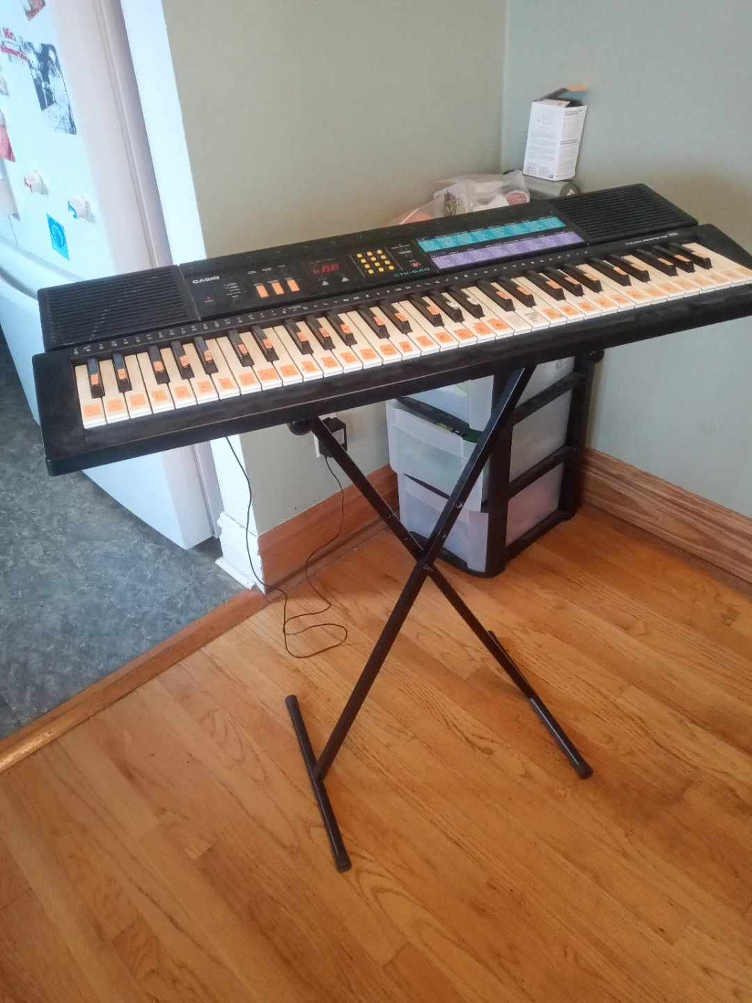 Vintage Casio CTK-540 Electronic Keyboard with adapter, Stand