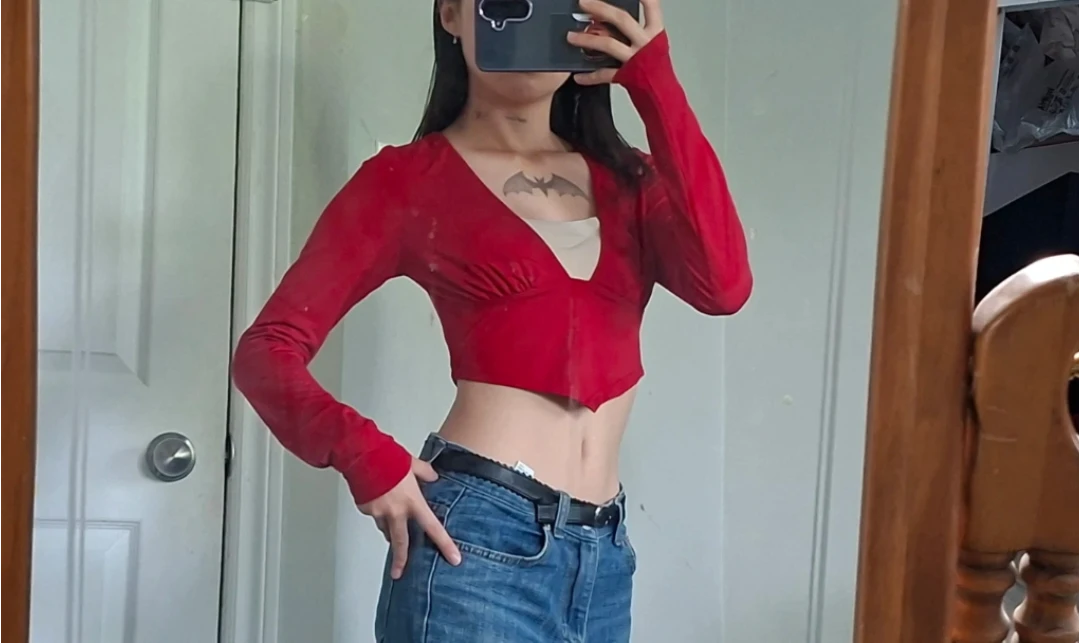 Red Long Sleeve Crop Top - photo 2