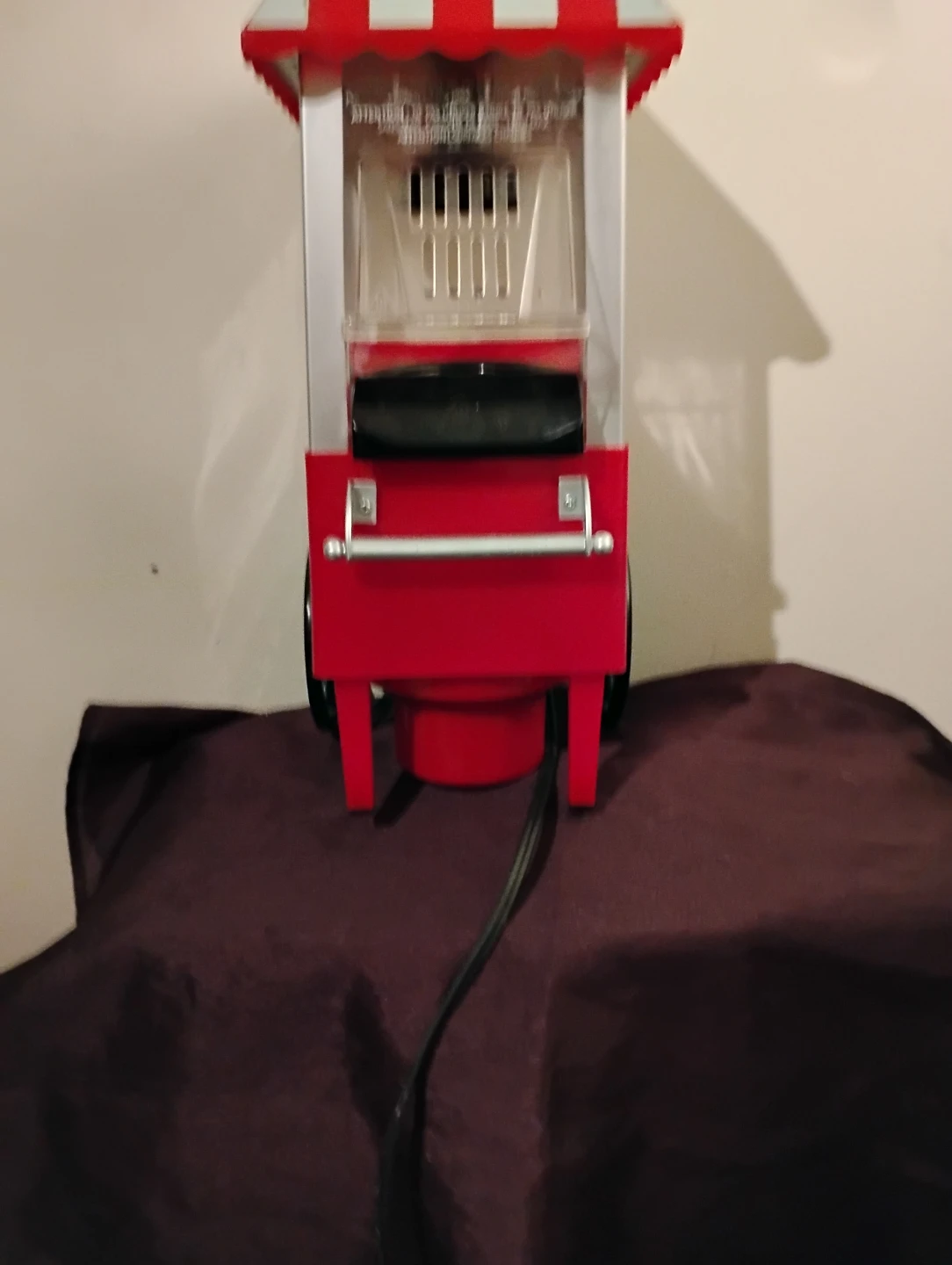 Betty Crocker Movie Nite Popcorn Machine - photo 2