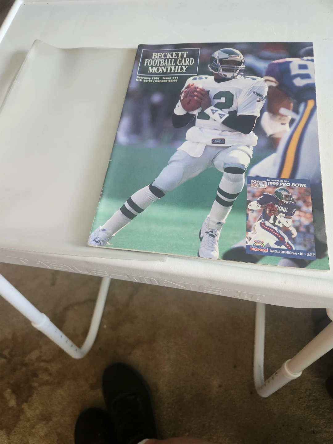 Beckett Football Card Monthly Magazine - February 1991 Issue #11