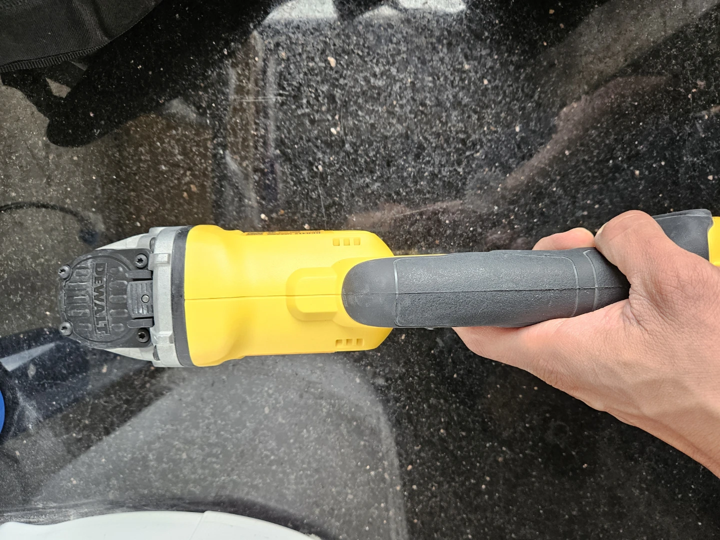 DeWalt 20V MAX Cordless Angle Grinder - photo 2