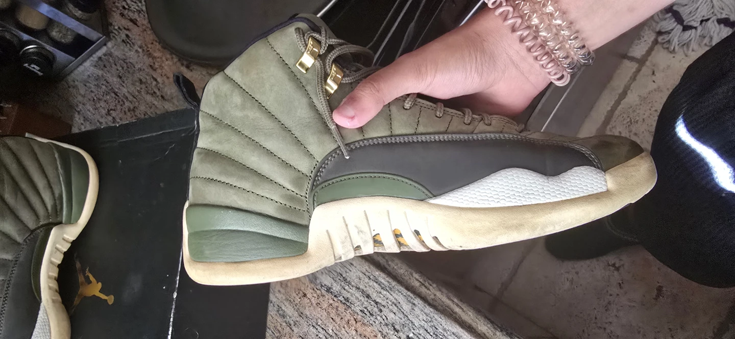 Air Jordan 12 "Taxi" Olive Green Sneakers - photo 4