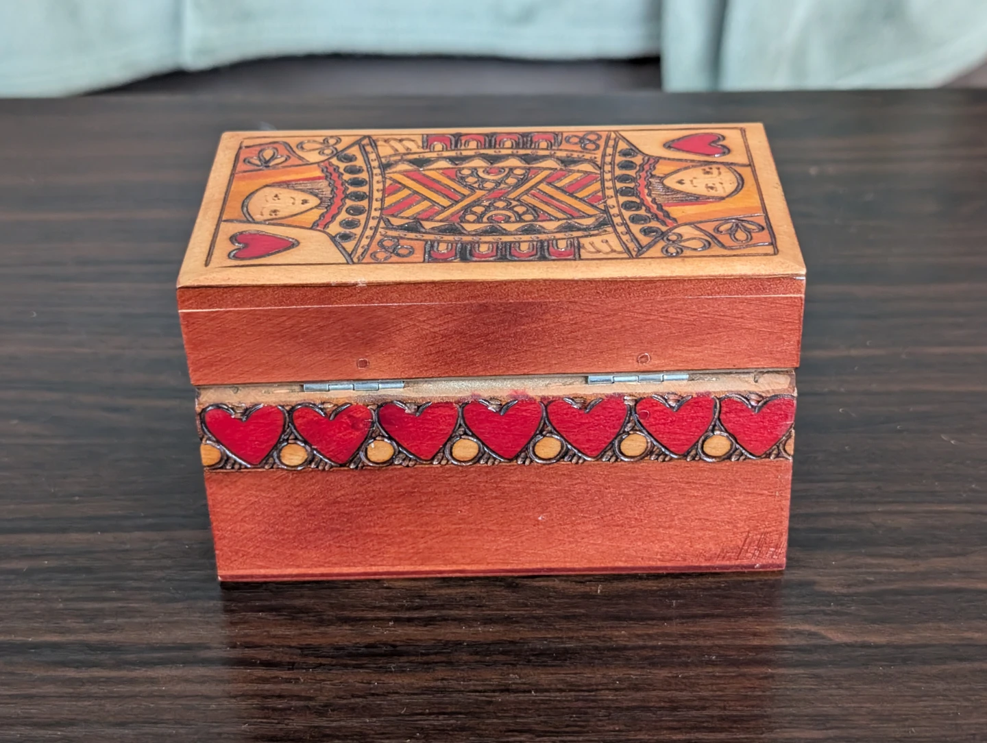 Small decorative wooden box Queen of hearts - photo 4