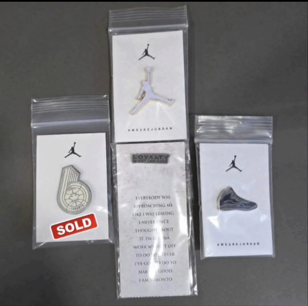 Nike, Jordan lapel pins - photo 2