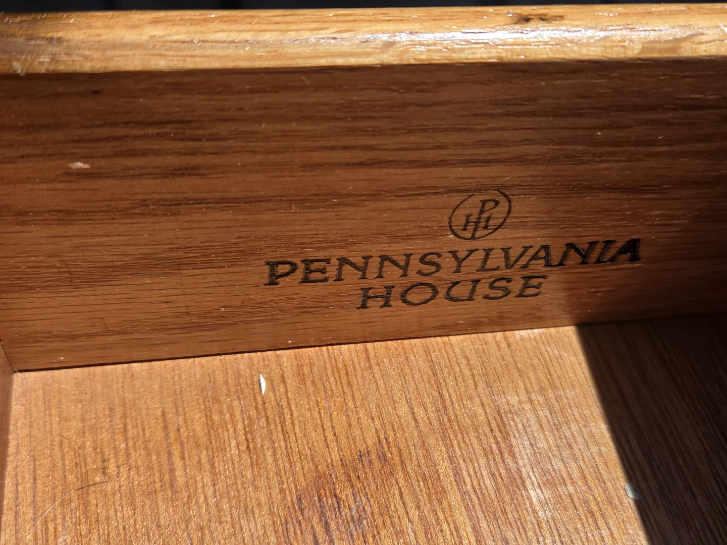 Pennsylvania House Nightstand - photo 3