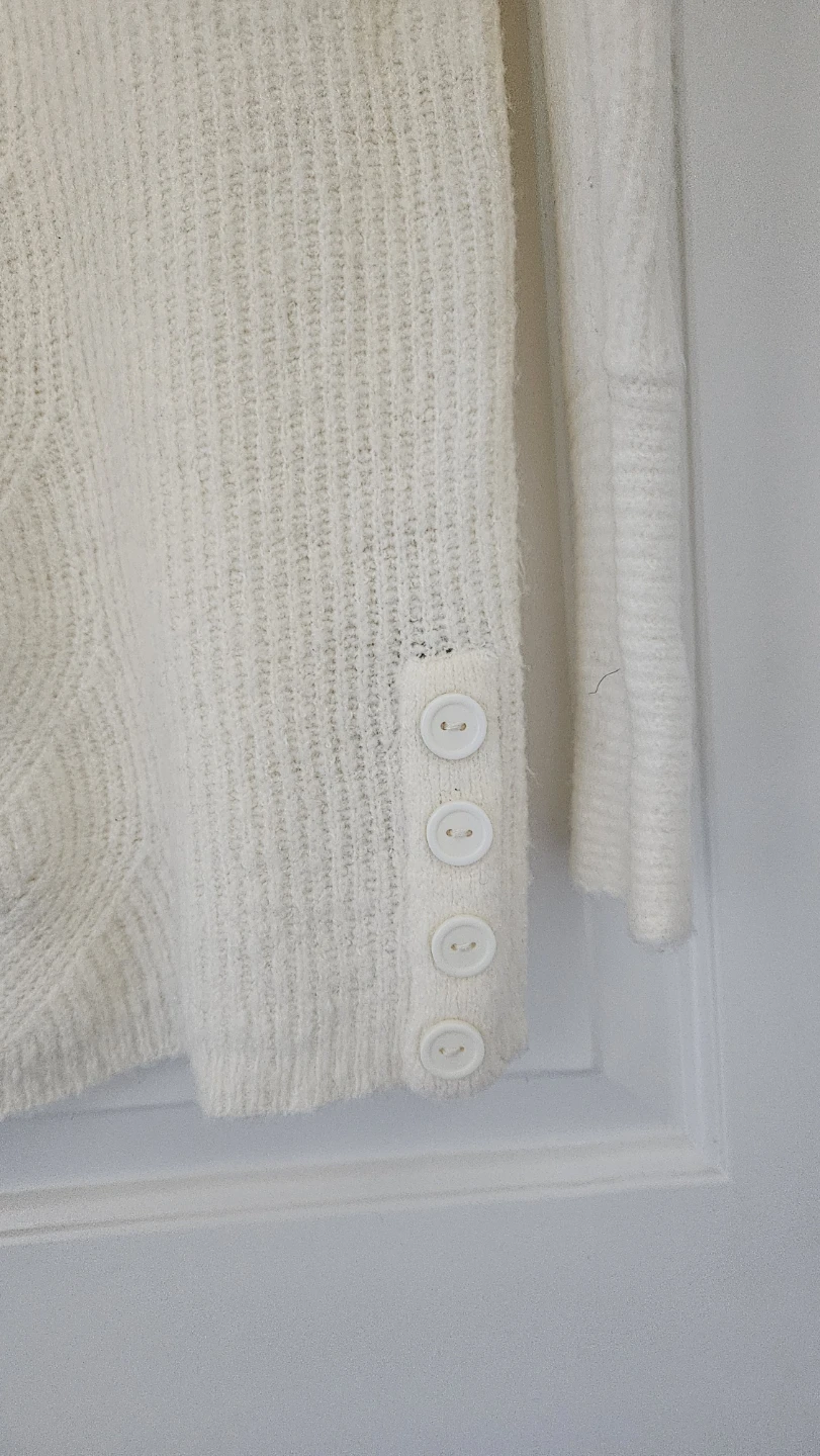 NEW Lily Morgan Cream Sweater Medium ⚽ - photo 3