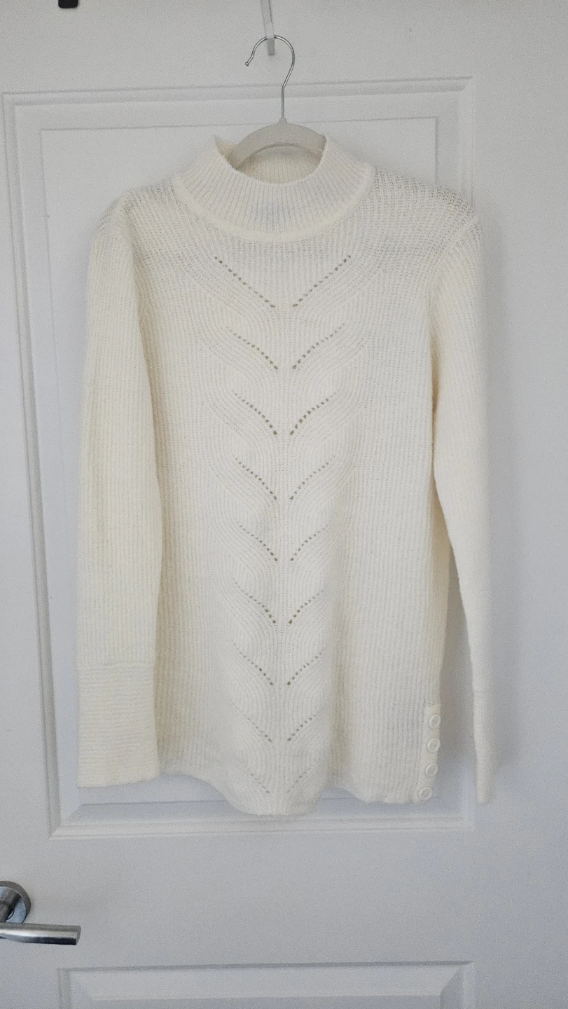 NEW Lily Morgan Cream Sweater Medium ⚽ - photo 5