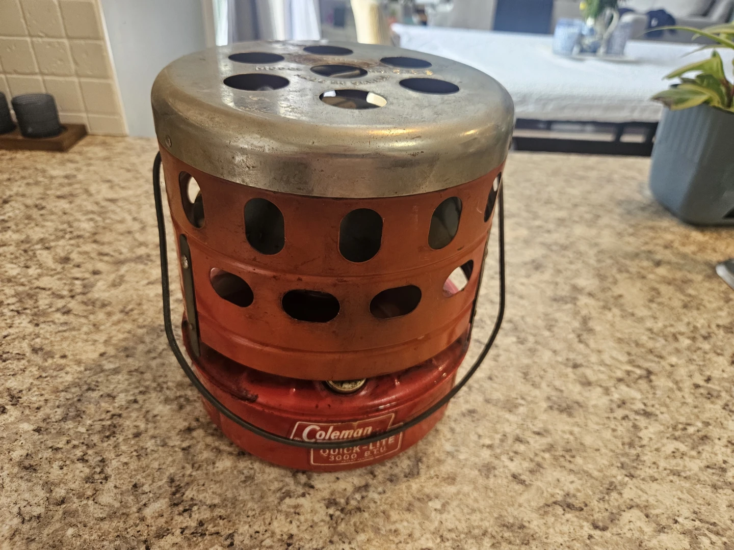 Coleman Catalytic Heater Model 51B7 - photo 2